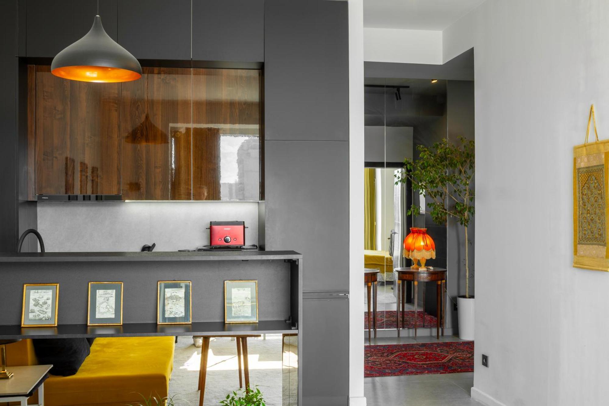 9Th And 6Th Floor Stylish Apartments With Mountainvista Бишкек Екстериор снимка