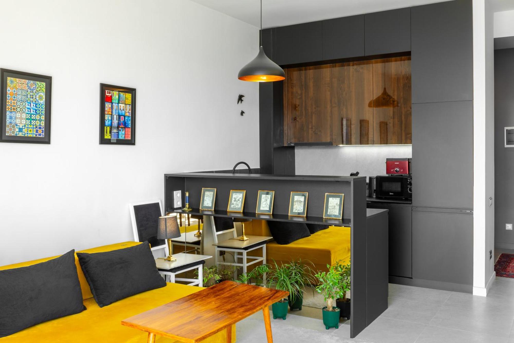 9Th And 6Th Floor Stylish Apartments With Mountainvista Бишкек Екстериор снимка