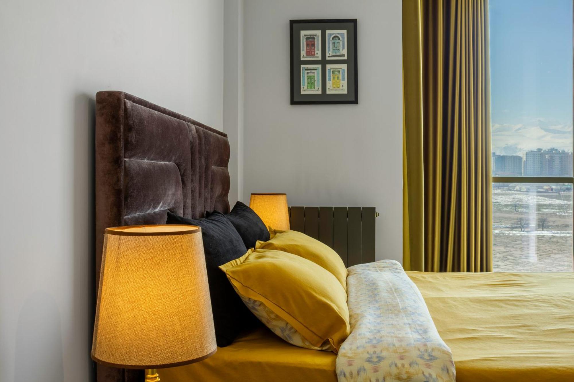 9Th And 6Th Floor Stylish Apartments With Mountainvista Бишкек Екстериор снимка
