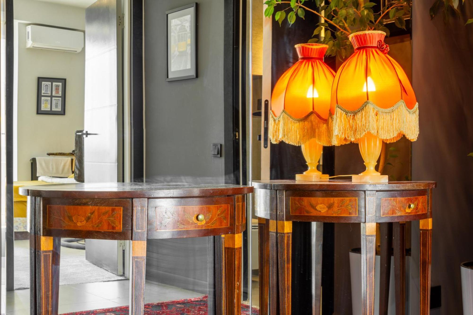 9Th And 6Th Floor Stylish Apartments With Mountainvista Бишкек Екстериор снимка